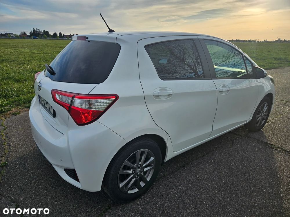Toyota Yaris 1.5 Active - 5