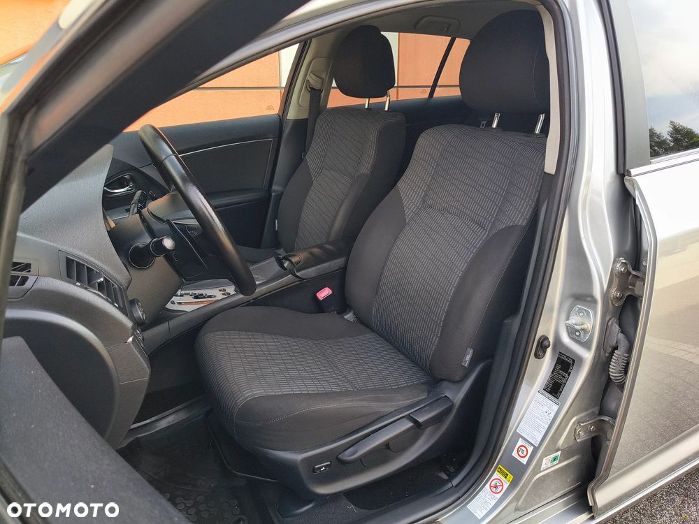 Toyota Avensis 2.2 D-4D Automatik Executive - 9