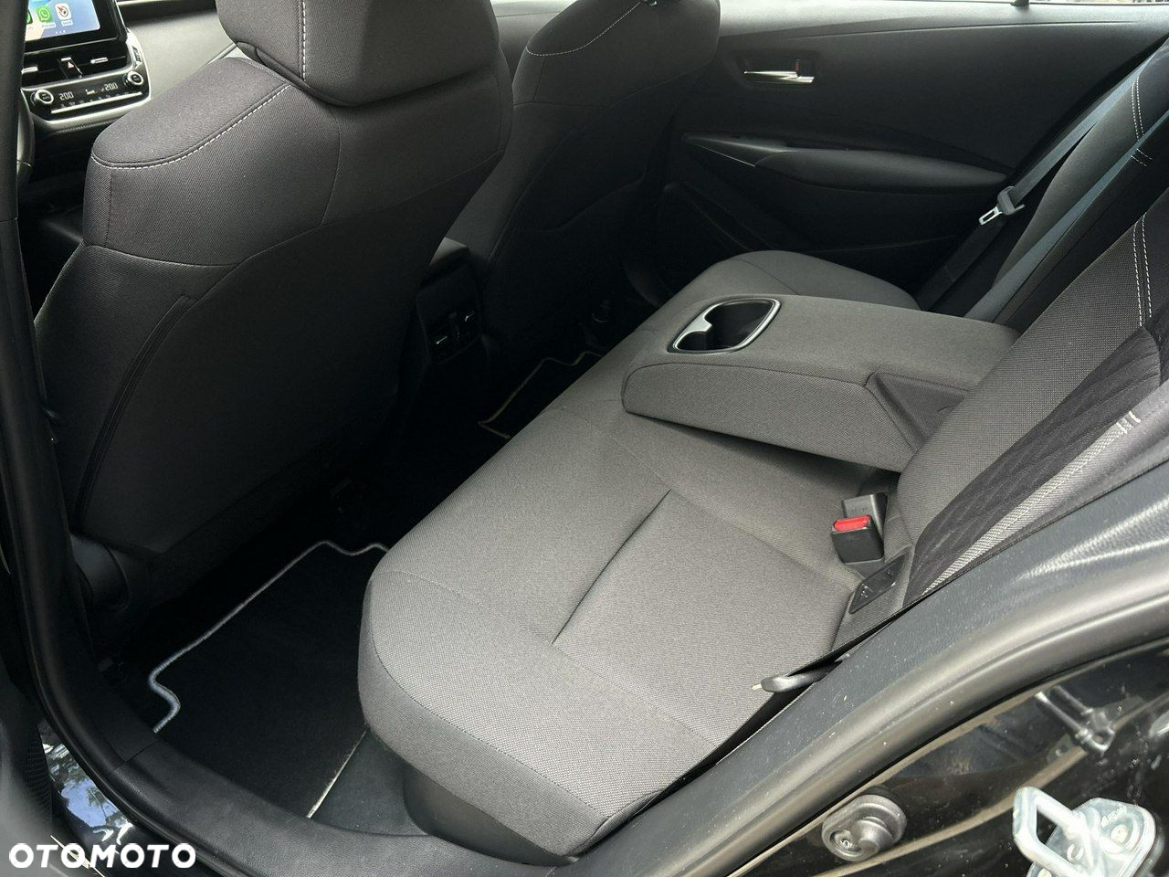 Toyota Corolla - 11