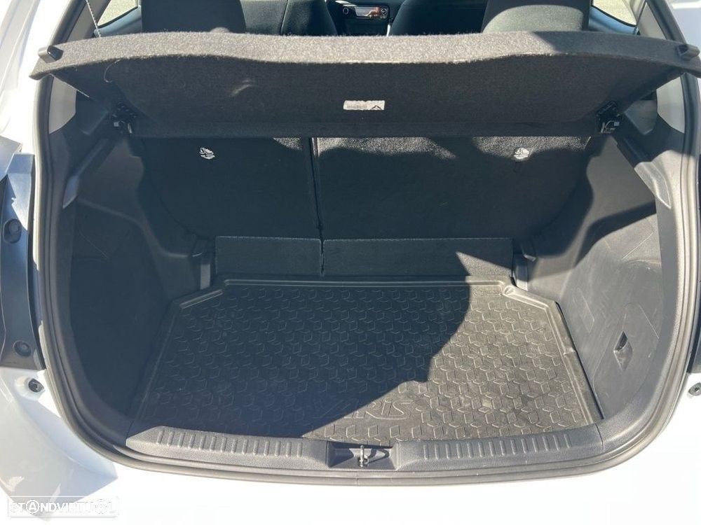 Toyota Yaris - 21