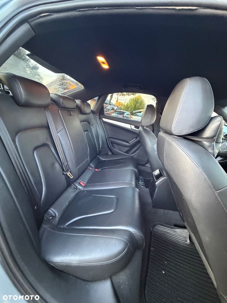 Audi A4 Limousine - 19