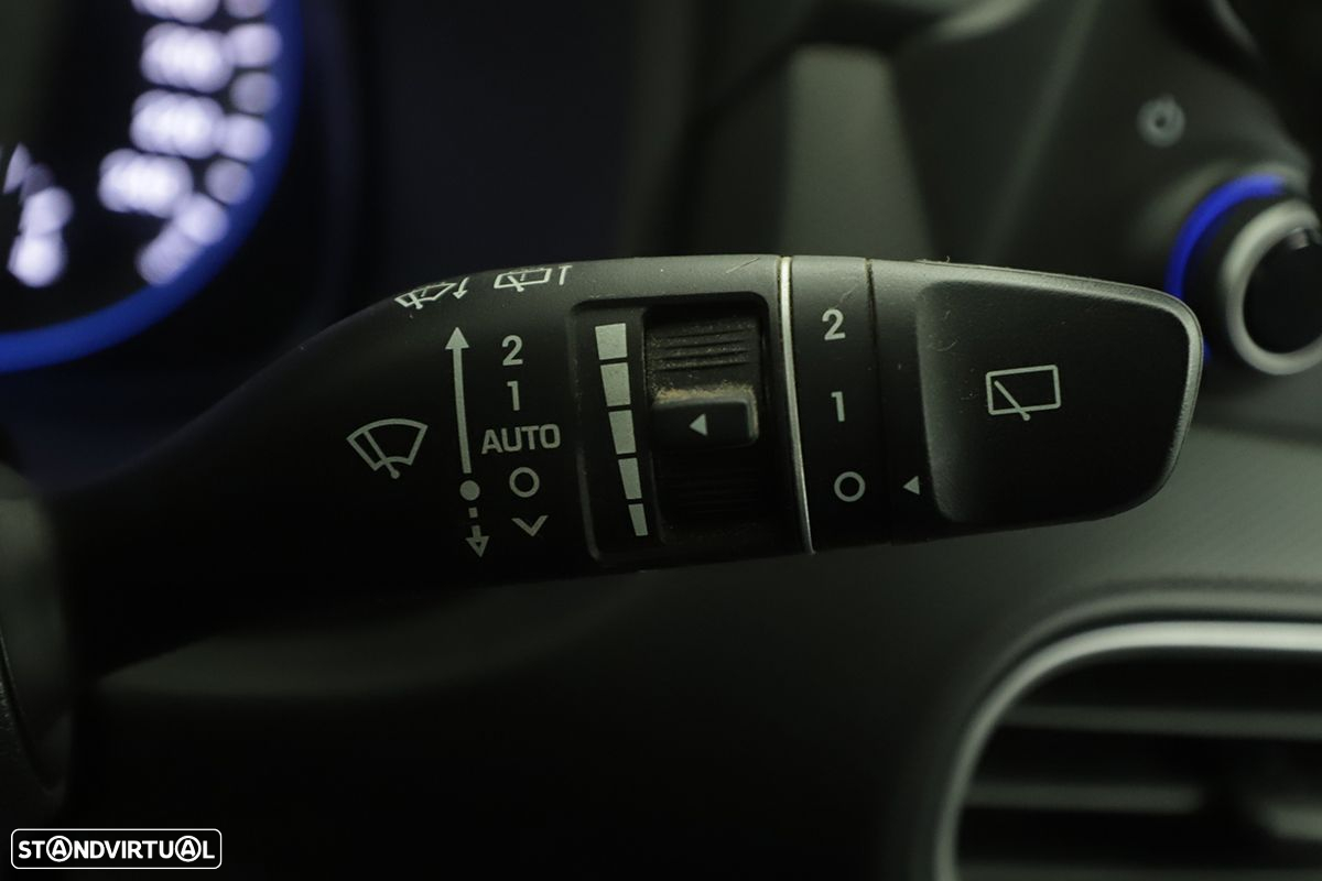 Hyundai Kauai 1.6 CRDi Premium 7DCT - 17