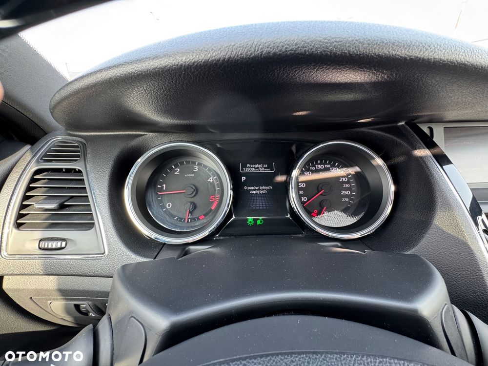 Renault Latitude - 26