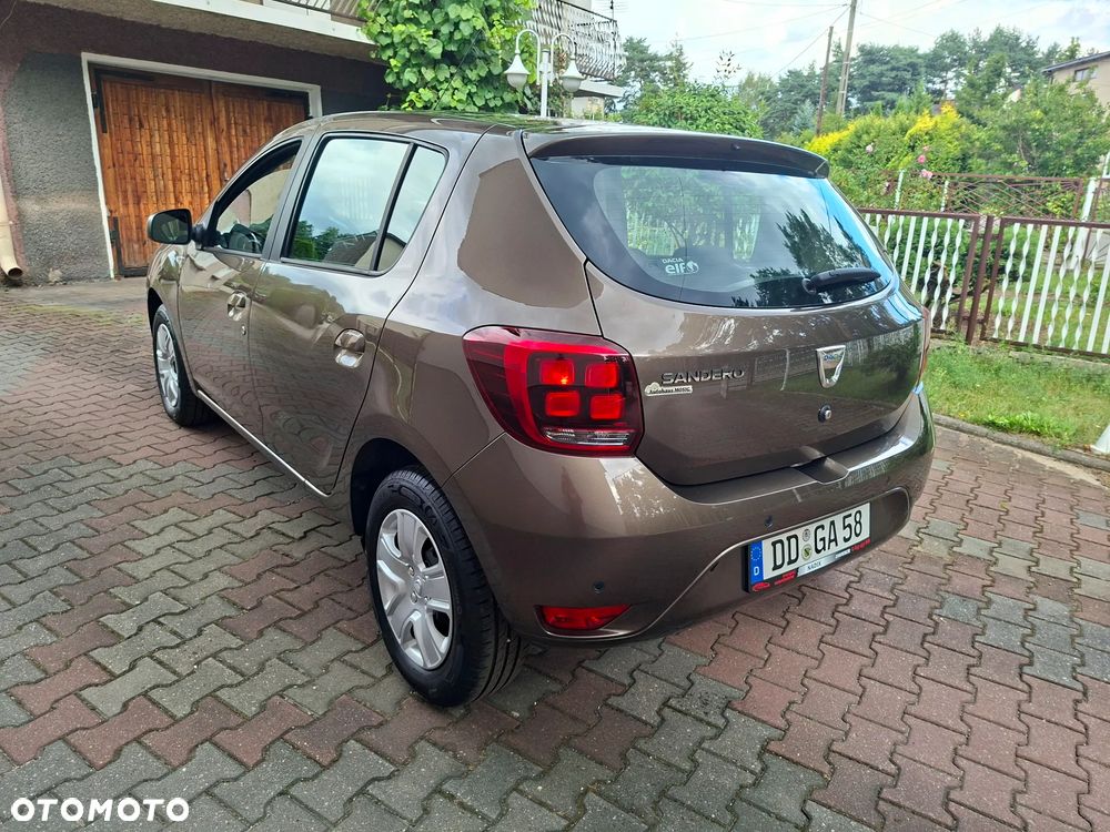 Dacia Sandero - 11
