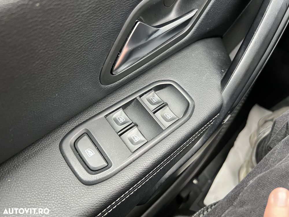 Dacia Duster 1.5 dCi 4x4 Prestige - 27