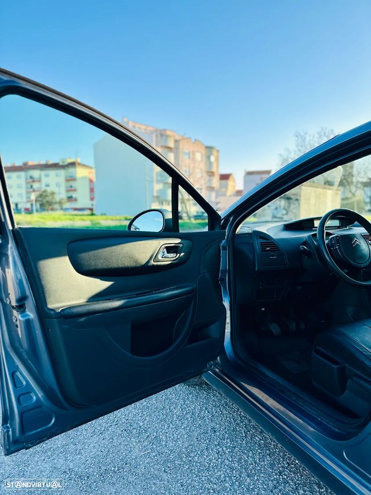Citroën C4 1.4 16V SX - 6