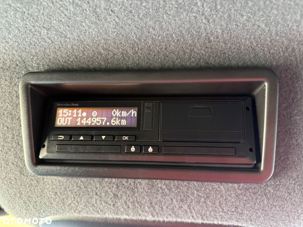 Mercedes-Benz SPRINTER - 28