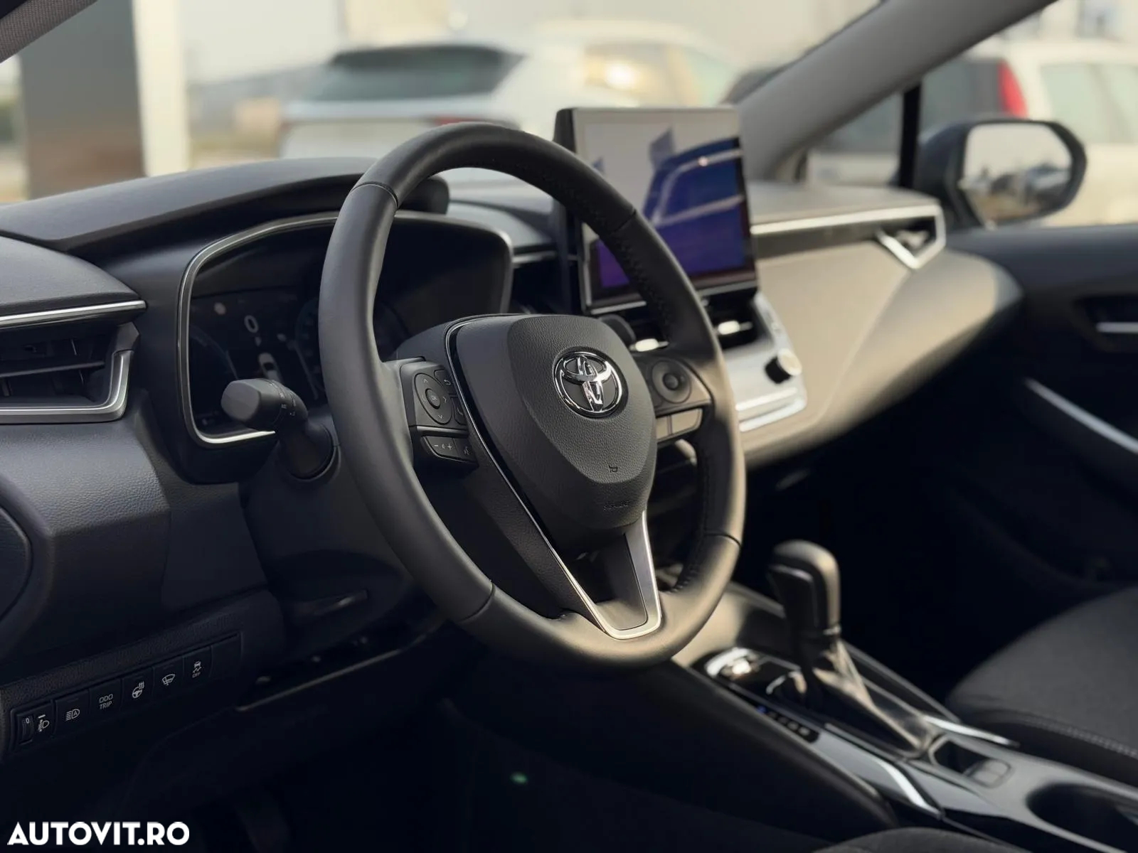 Toyota Corolla 1.8 HSD Business - 17