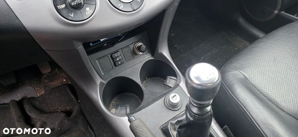 Toyota RAV4 2.2 D-CAT 4x4 Executive - 9