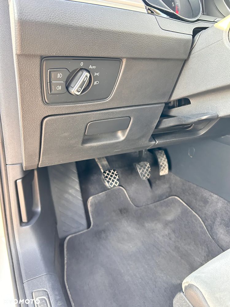 Volkswagen Passat 2.0 TDI SCR Highline - 19
