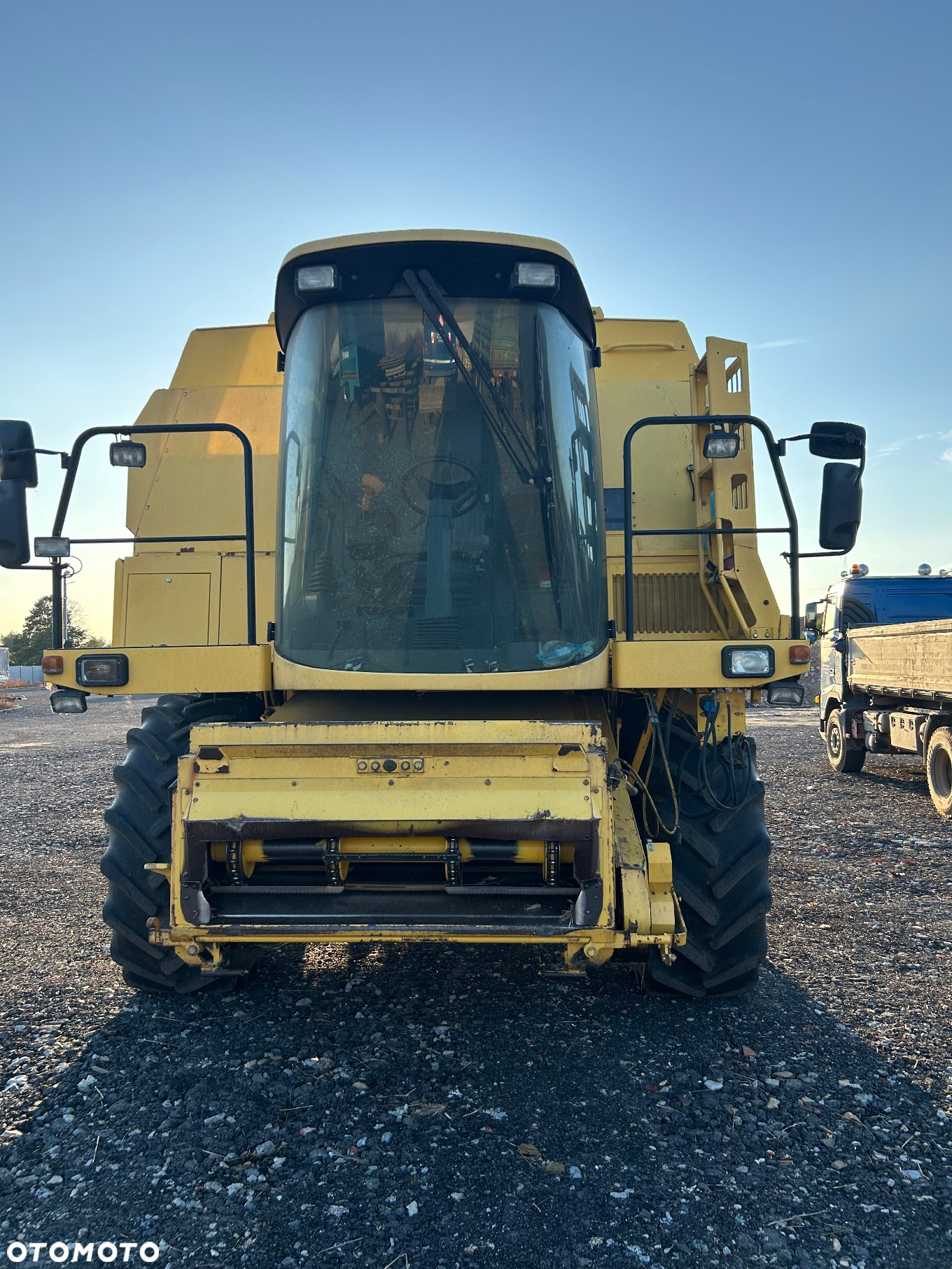 New Holland TX68 plus - 10
