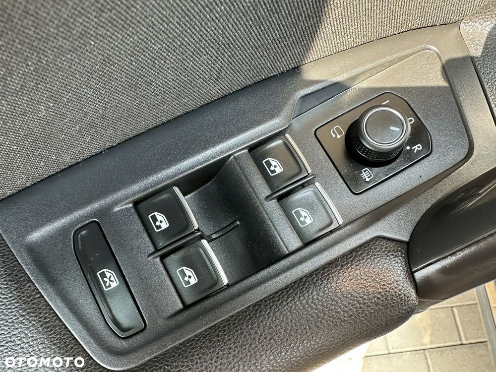 Volkswagen Tiguan 2.0 TDI SCR 4MOTION DSG Highline - 16