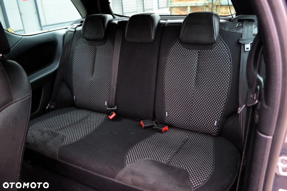 Citroën DS3 1.6 THP SportChic - 8