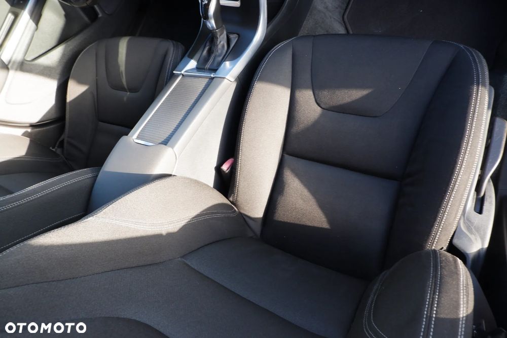 Volvo V60 D3 Geartronic Kinetic - 8