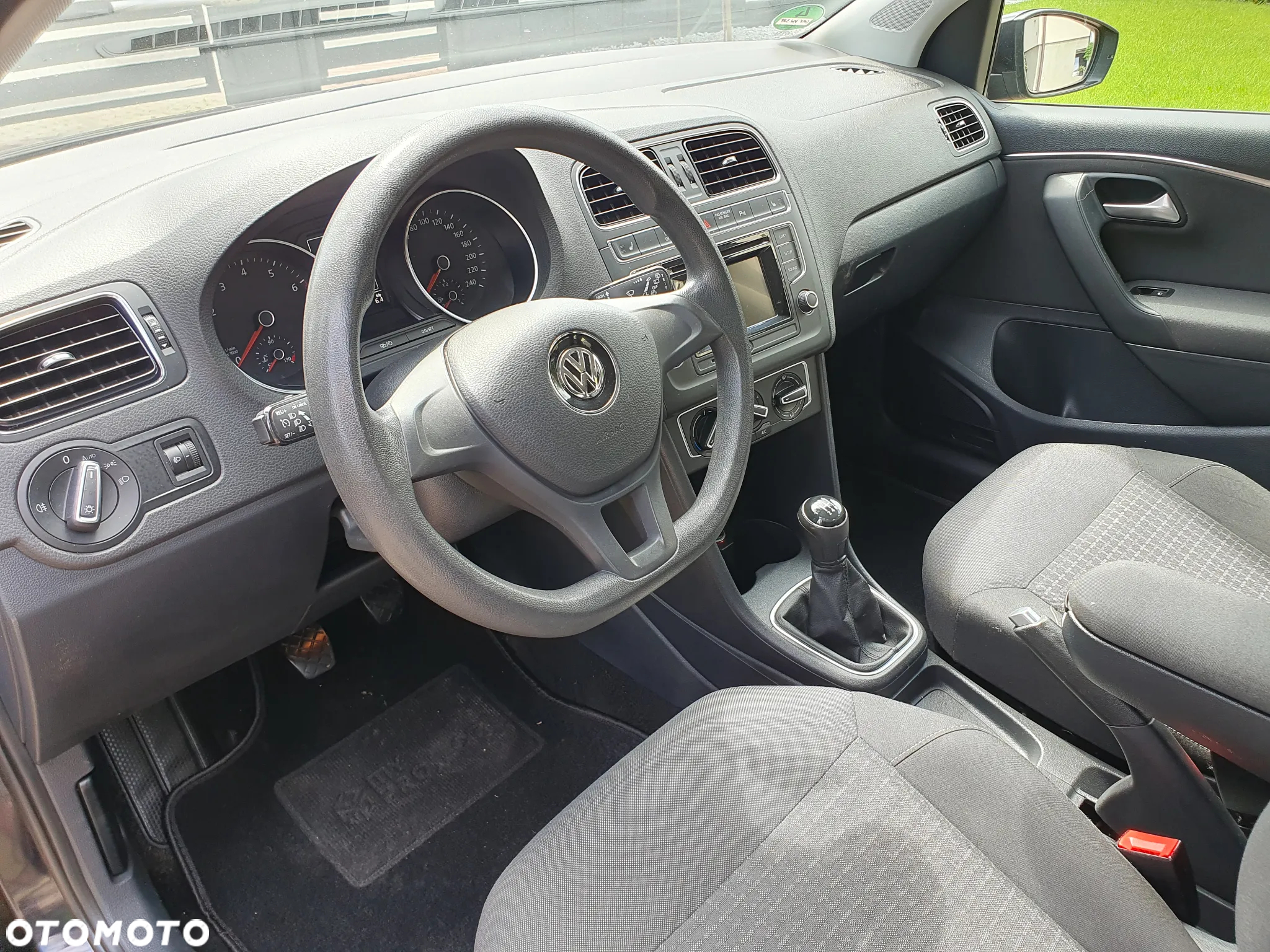 Volkswagen Polo 1.0 (Blue Motion Technology) Comfortline - 9