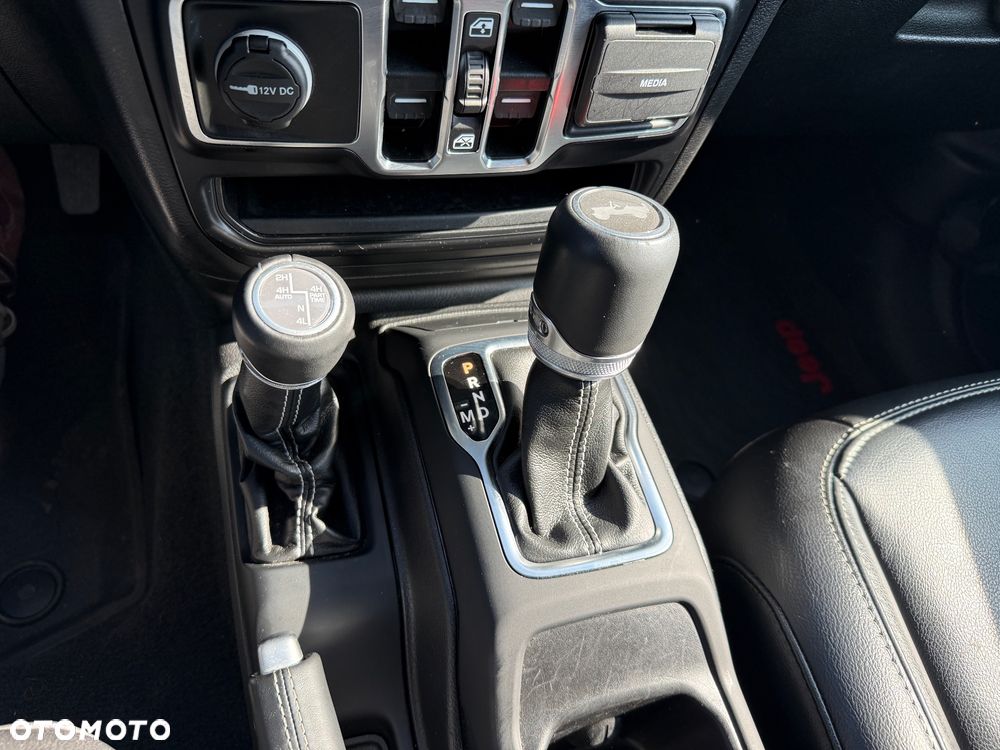 Jeep Wrangler Unlimited 2.0 Turbo PHEV 4xe Sahara - 19