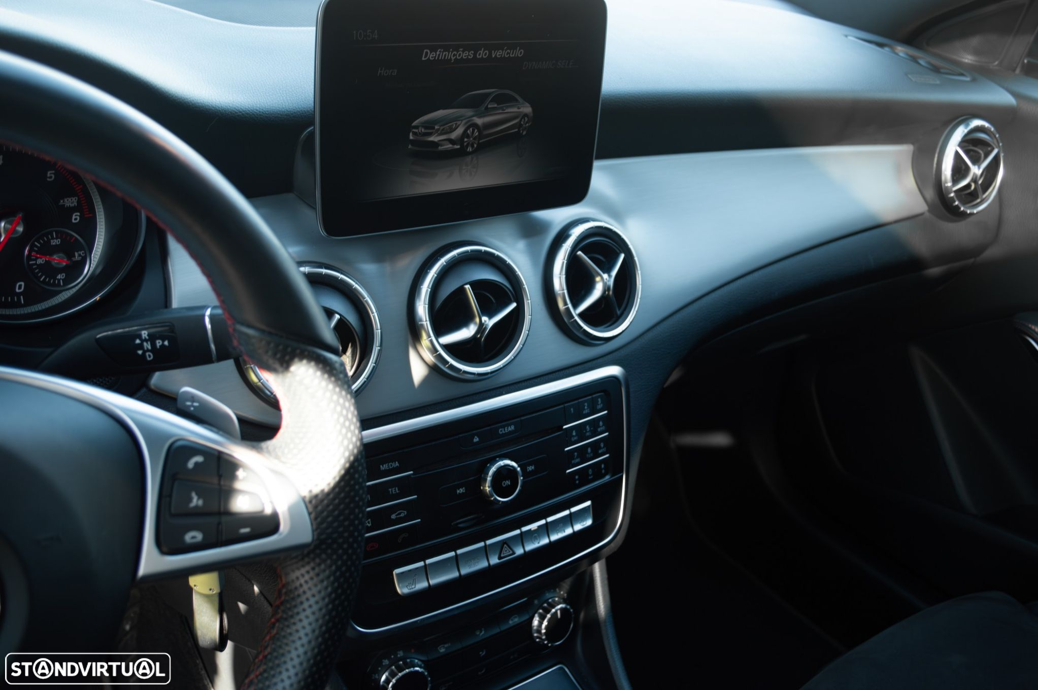 Mercedes-Benz CLA 180 - 27
