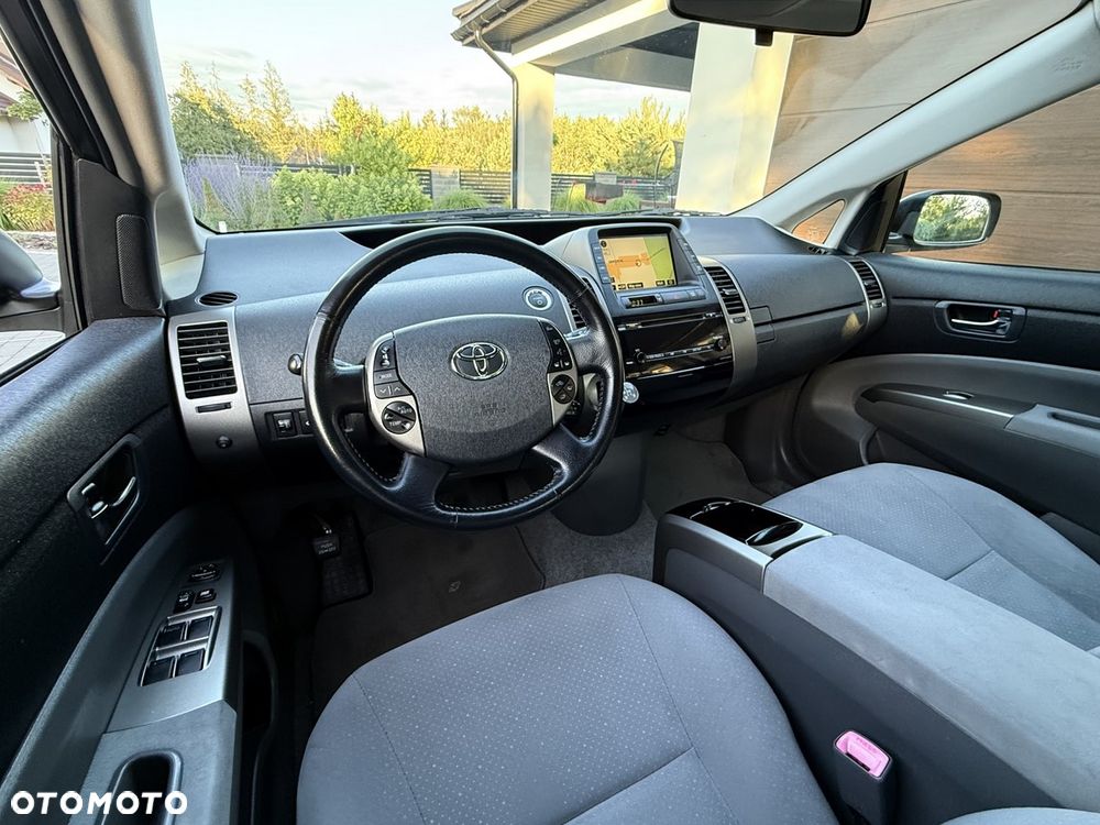 Toyota Prius 1.5 VVT-i Sol - 16