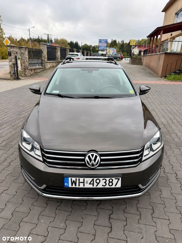 Volkswagen Passat - 8