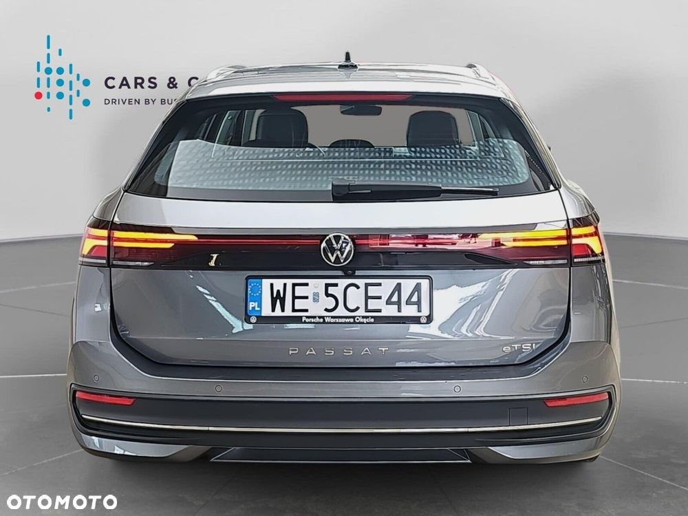 Volkswagen Passat - 26