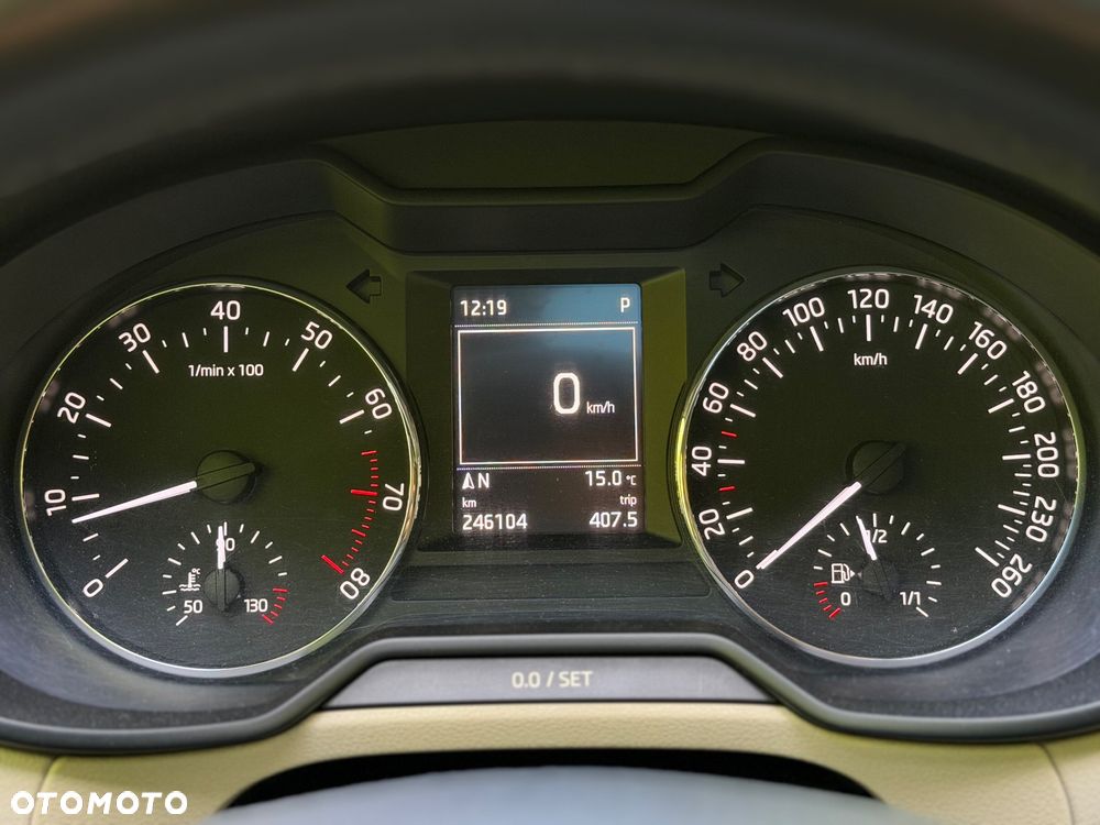 Skoda Octavia 1.8 TSI Elegance DSG - 33