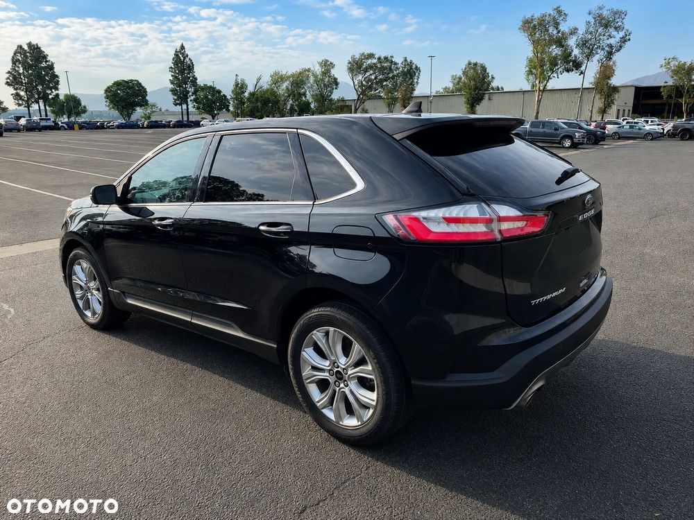 Ford Edge - 6