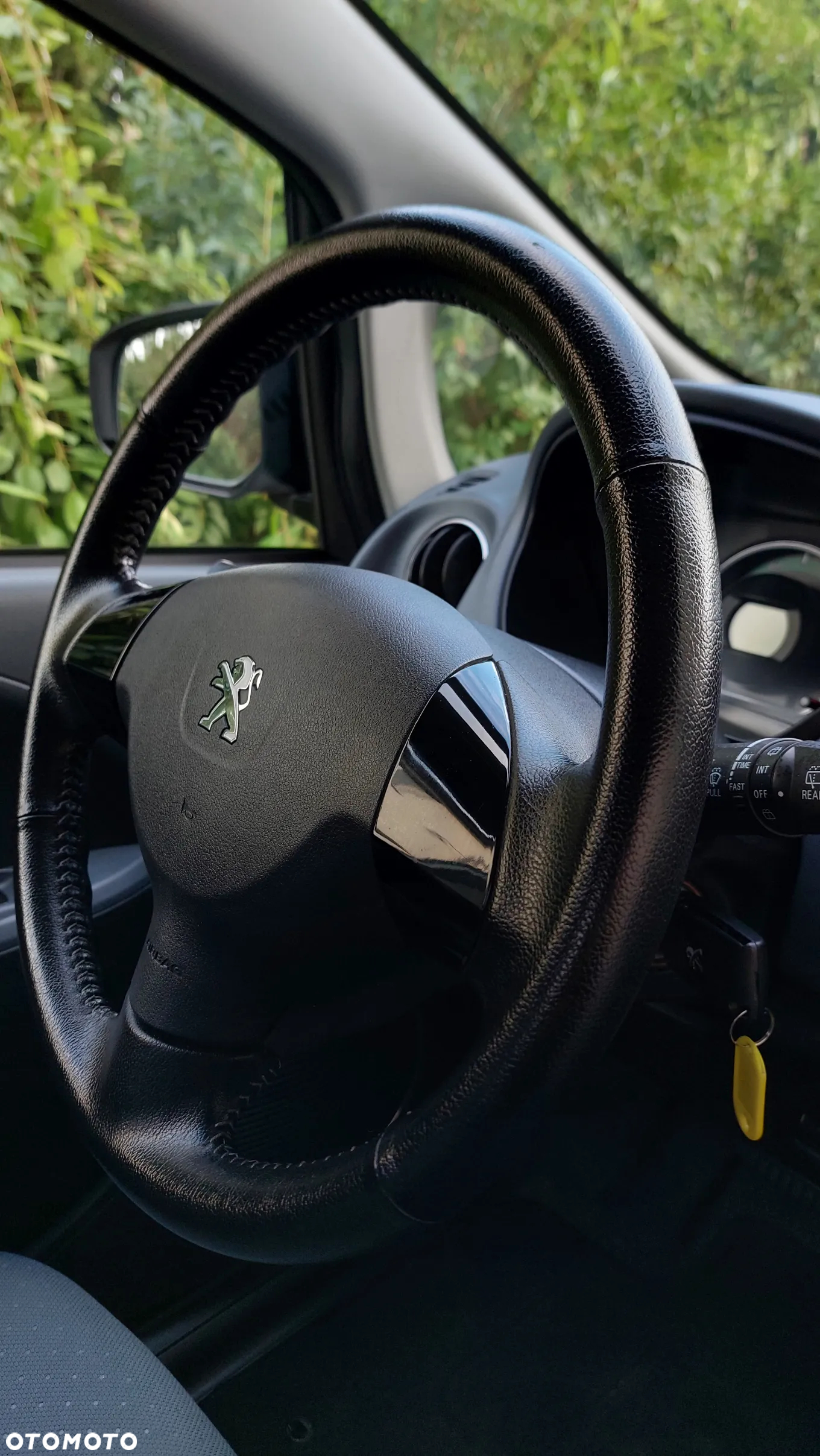 Peugeot iOn Active - 27
