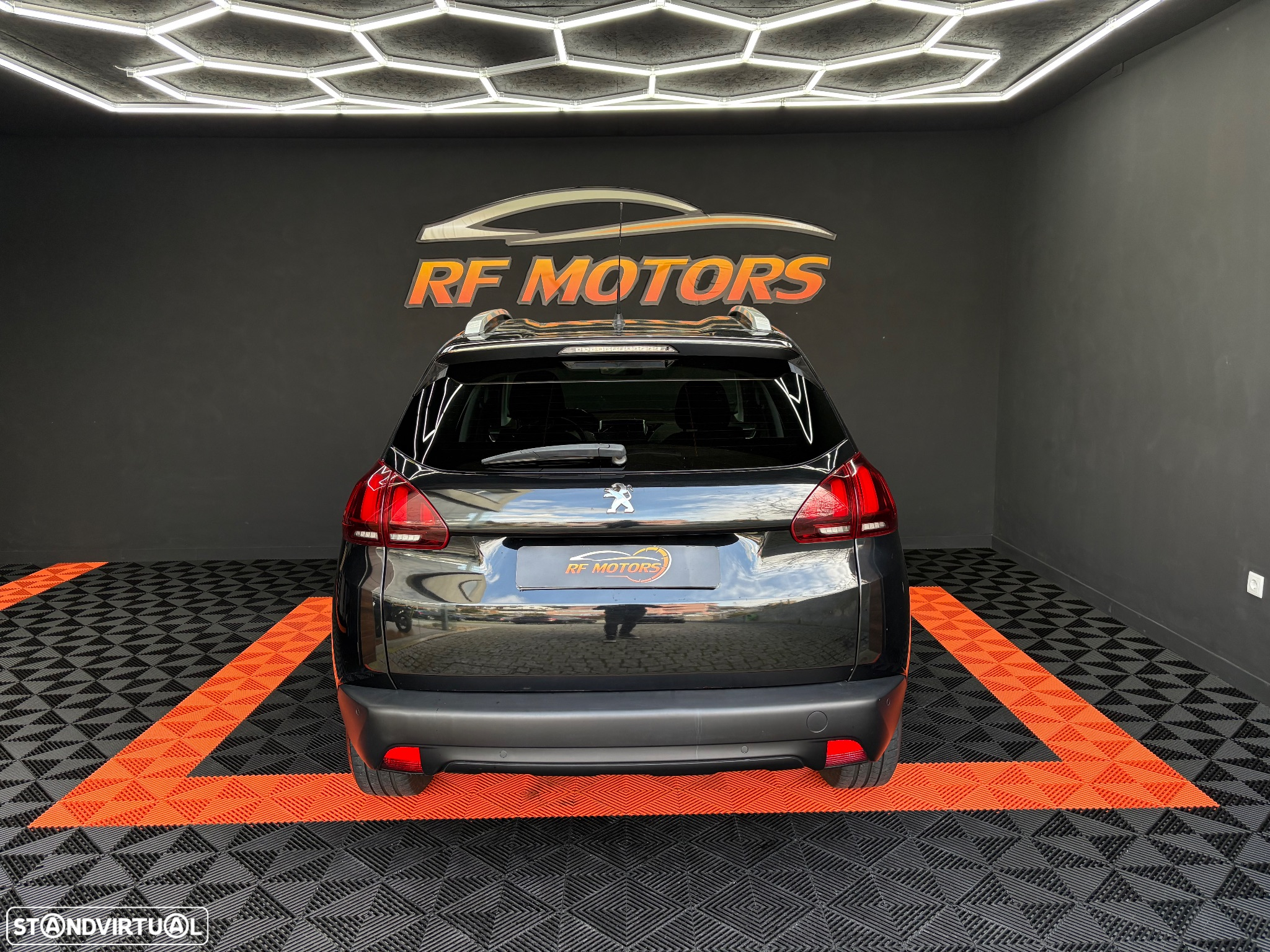 Peugeot 2008 1.5 BlueHDi Style - 6