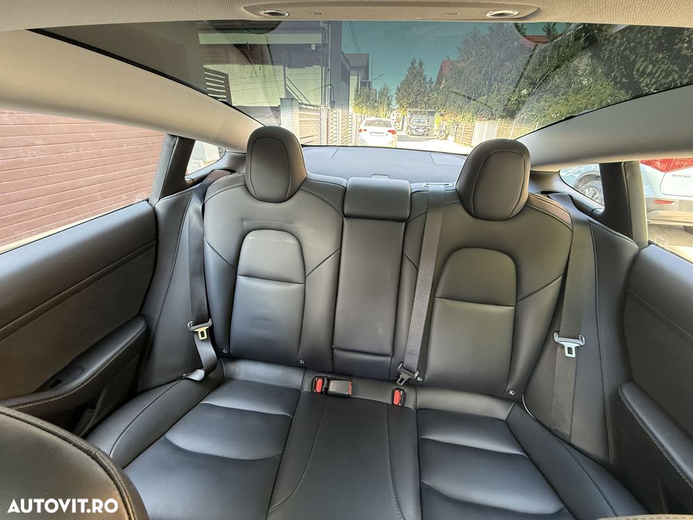 TESLA Model 3 2023 — imagine 6