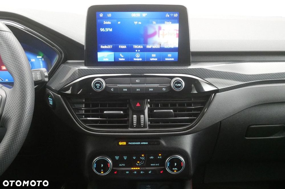 Ford Kuga - 10