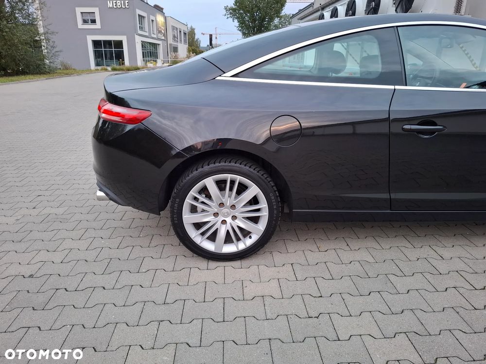 Renault Laguna dCi 180 FAP GT - 11