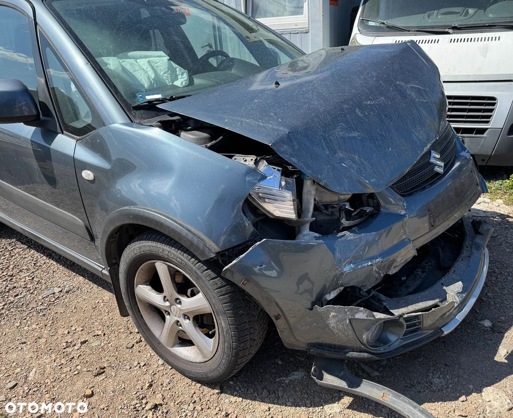 Suzuki SX4 - 1