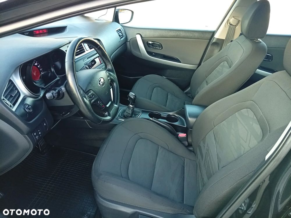Kia Ceed - 21