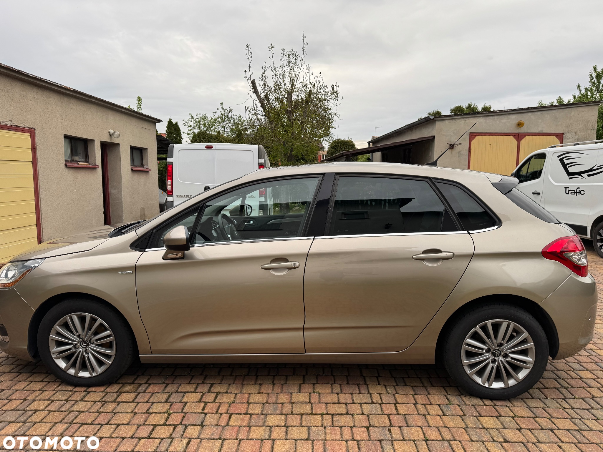 Citroën C4 - 4