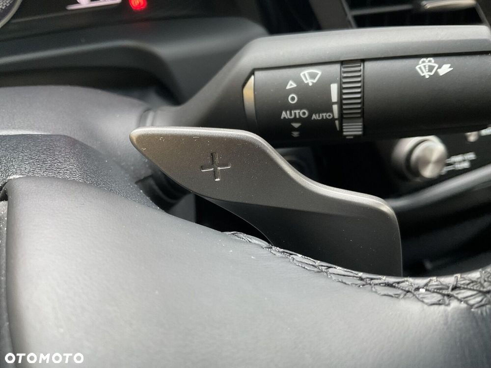 Lexus ES 300h Business Edition - 27