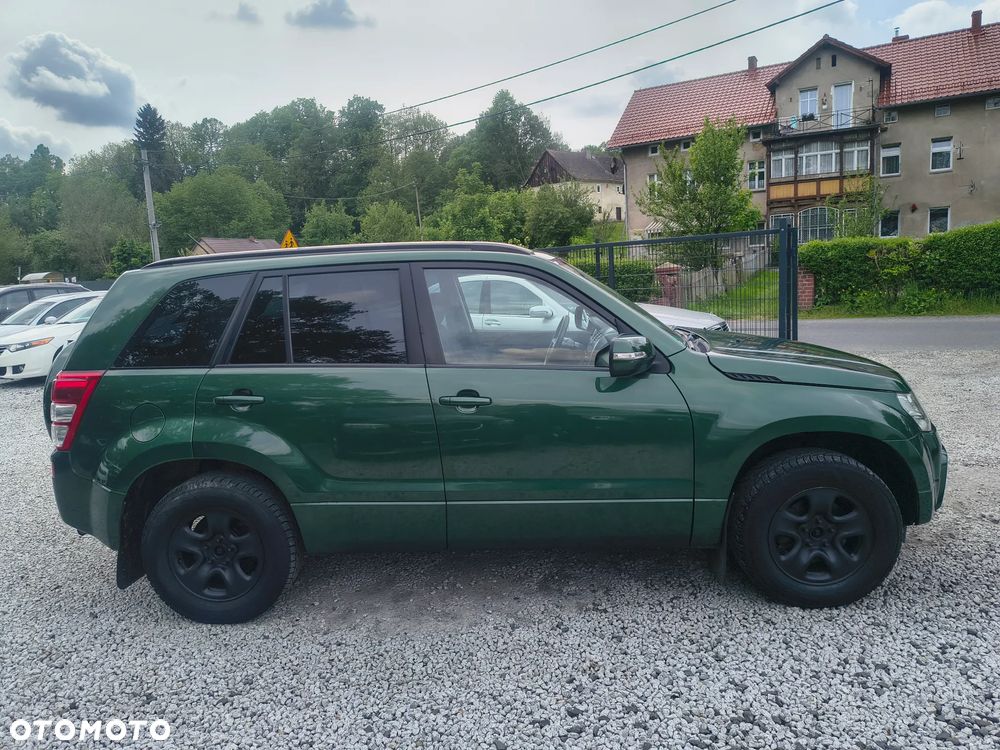 Suzuki Grand Vitara 2.0 Comfort Style - 5