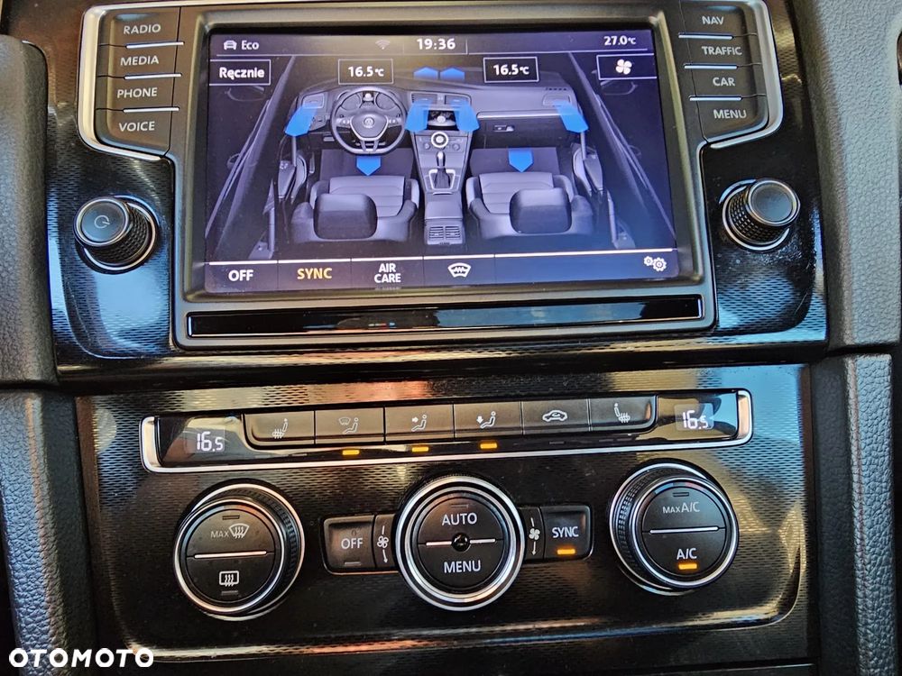 Volkswagen Golf - 12