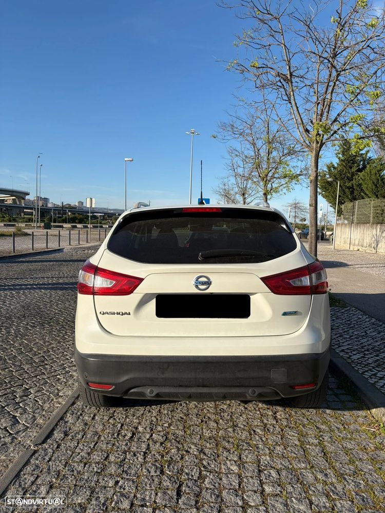 Nissan Qashqai 2015 photo 3