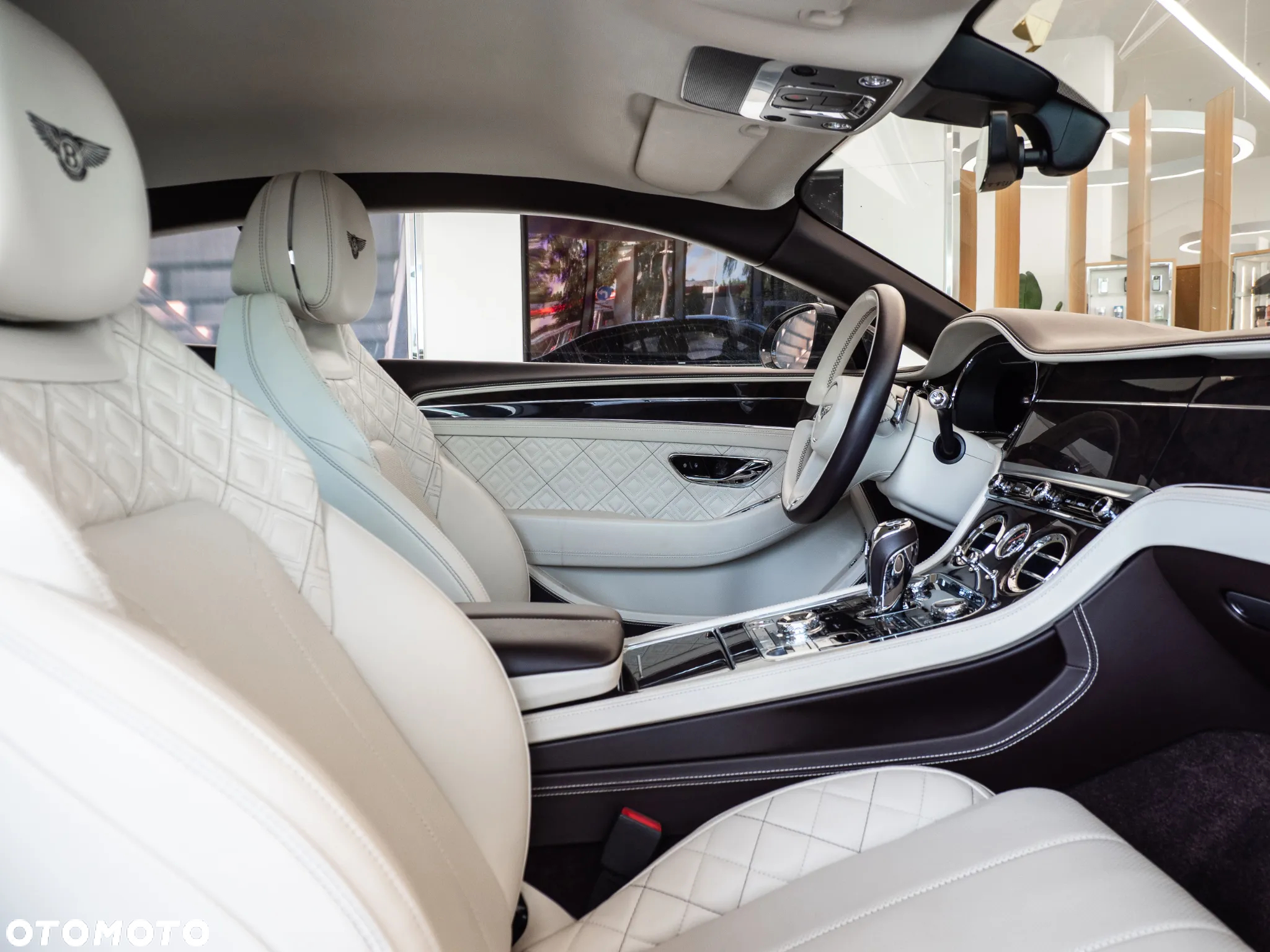 Bentley Continental GT New - 10