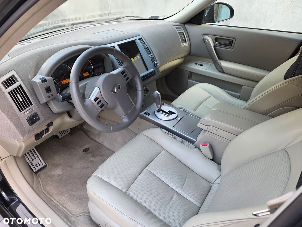 Infiniti FX FX35 - 16