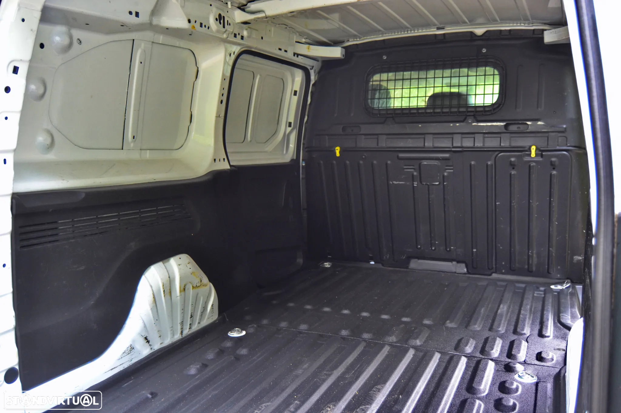 Opel Combo cargo CDTI L2H1 ENJOY - IVA DEDUTÍVEL - 16