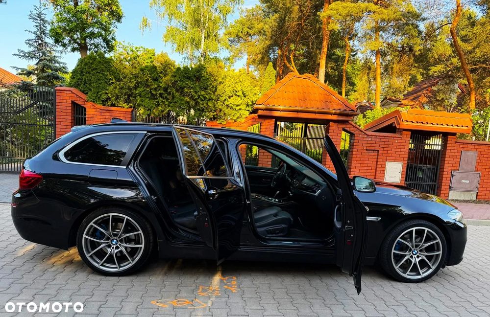 BMW Seria 5 520d xDrive - 18