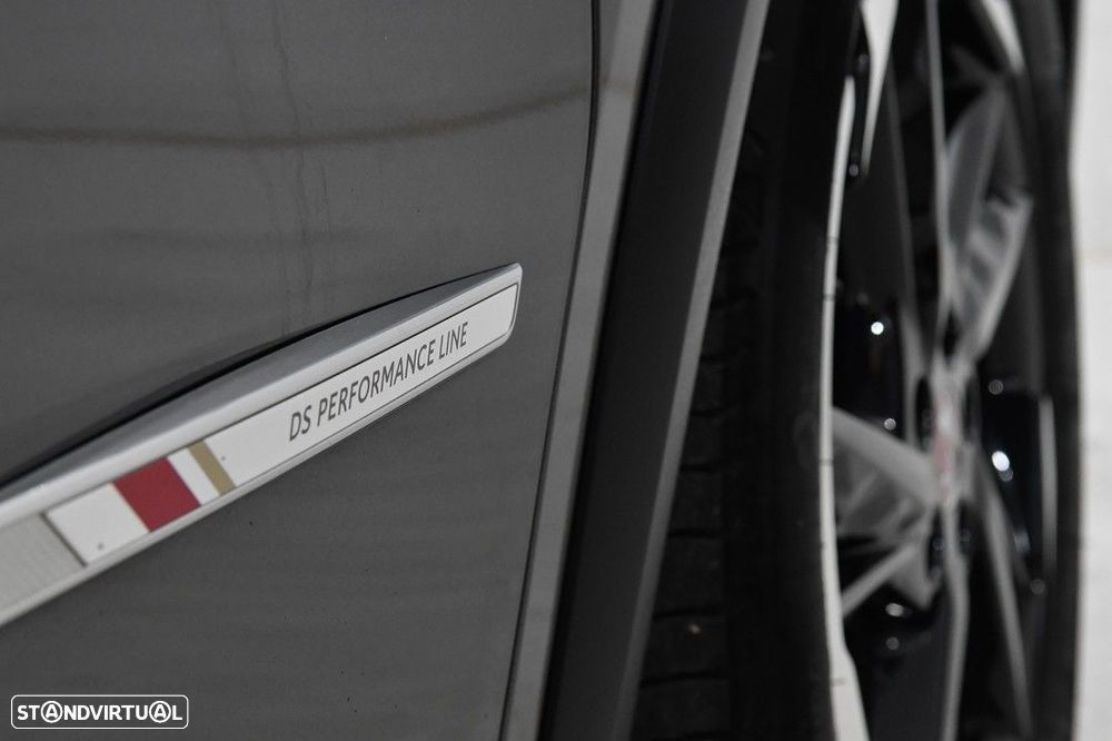 DS DS7 Crossback - 17