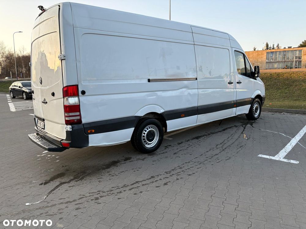 Mercedes-Benz Sprinter - 8