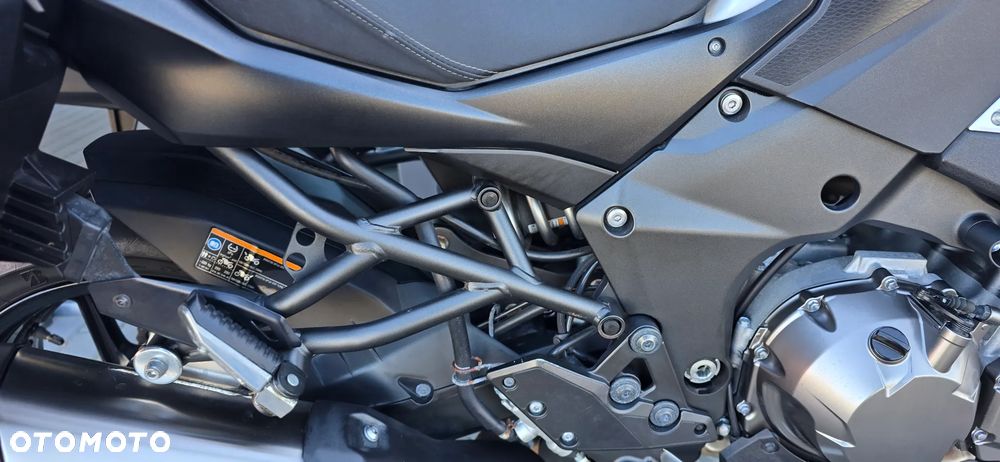 Kawasaki Versys 1000 - 19