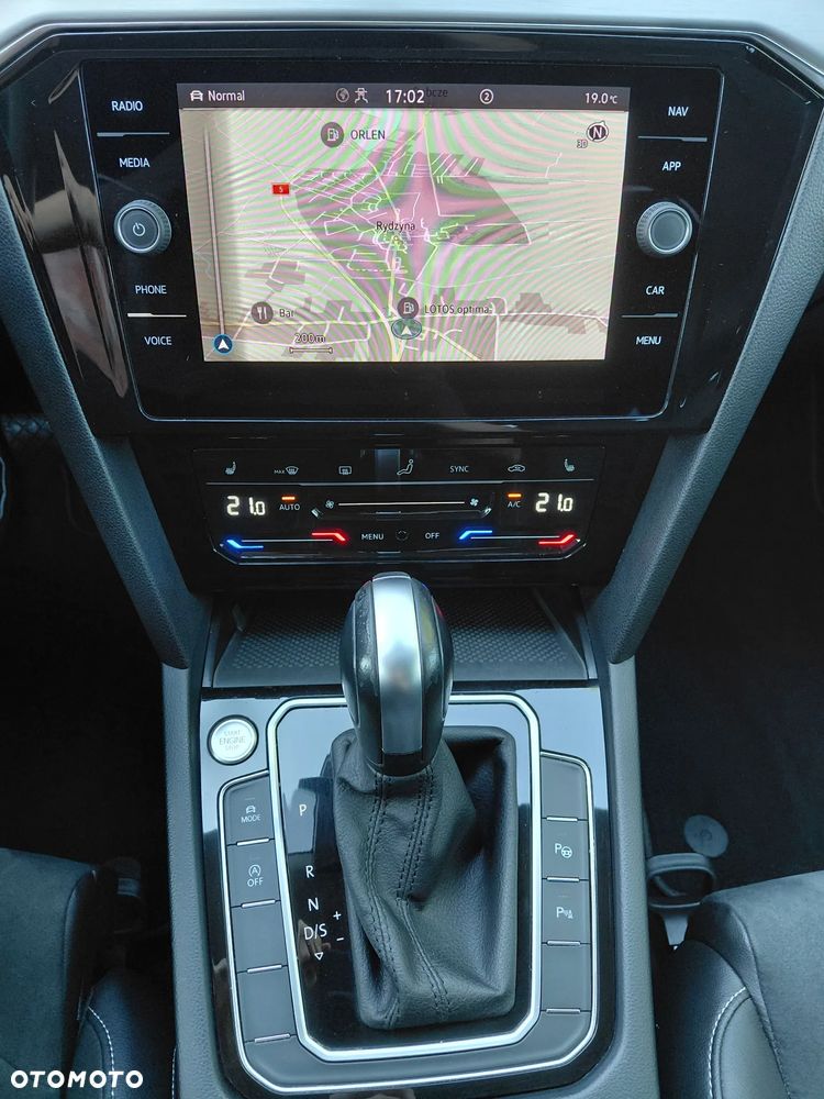 Volkswagen Passat 1.5 TSI EVO Elegance DSG - 36