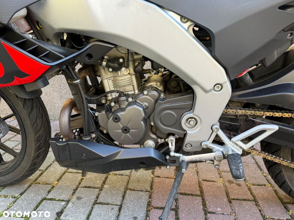 Aprilia Tuono - 19