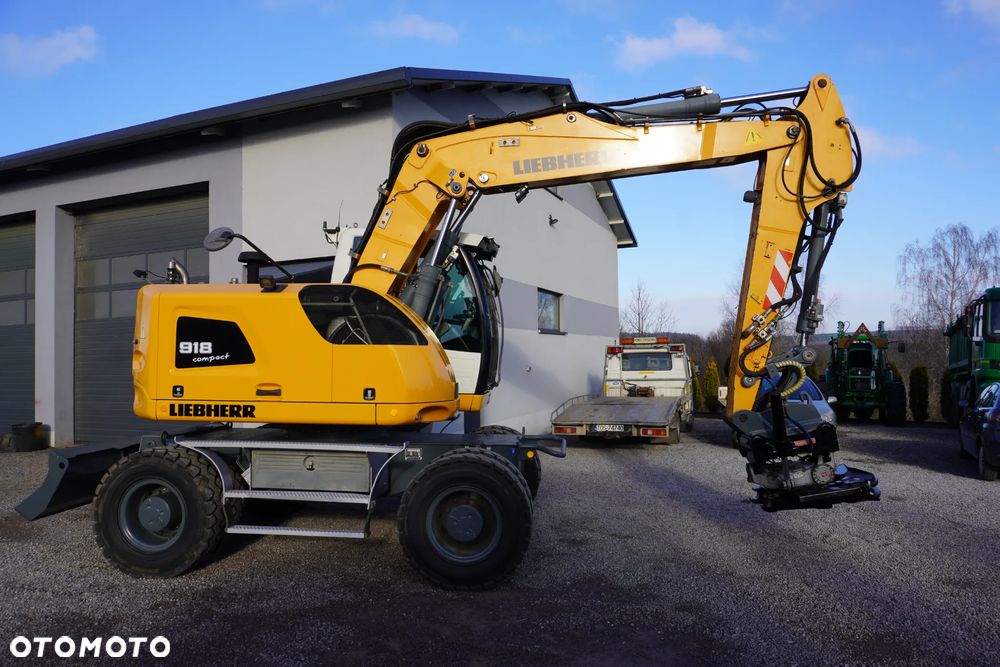 Liebherr 918 Compact  Rototilt + Szczypce Oilquick - 7