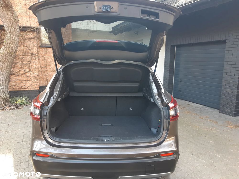 Nissan Qashqai 1.3 DIG-T N-Connecta DCT - 13
