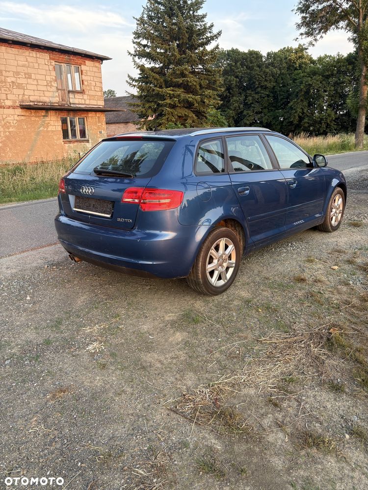 Audi A3 Sportback - 3